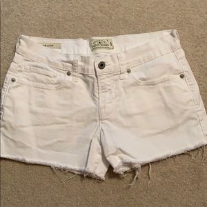 Size 0/26 Lucky White Jean Shorts